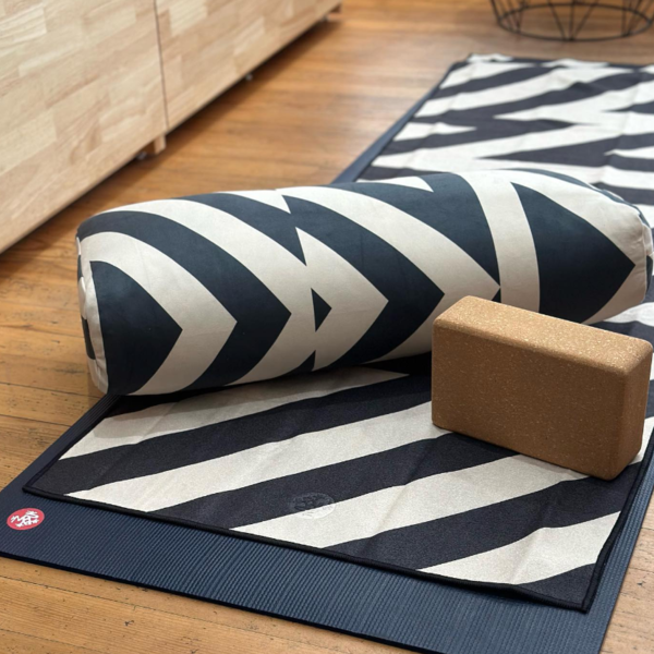 Mon tapis de  Yoga chez Ora Activewear