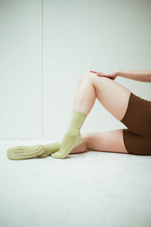 chaussettes antidérapantes olya grip socks pilates yoga olya