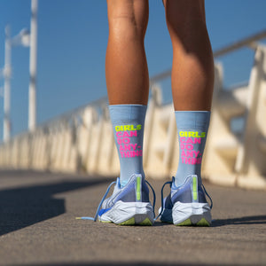 sporcks chaussettes socks running course girls can do anything